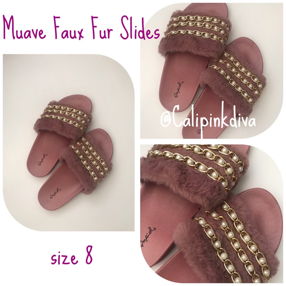 Faux fur slides